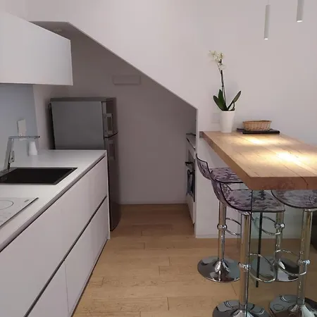 Lägenhet Casa Bianca - Luxury With Balcony In The Centre